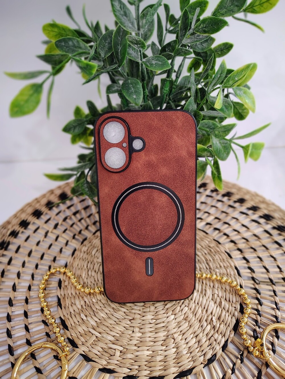 Brown Leather-Look MagSafe IPhone 16 Case